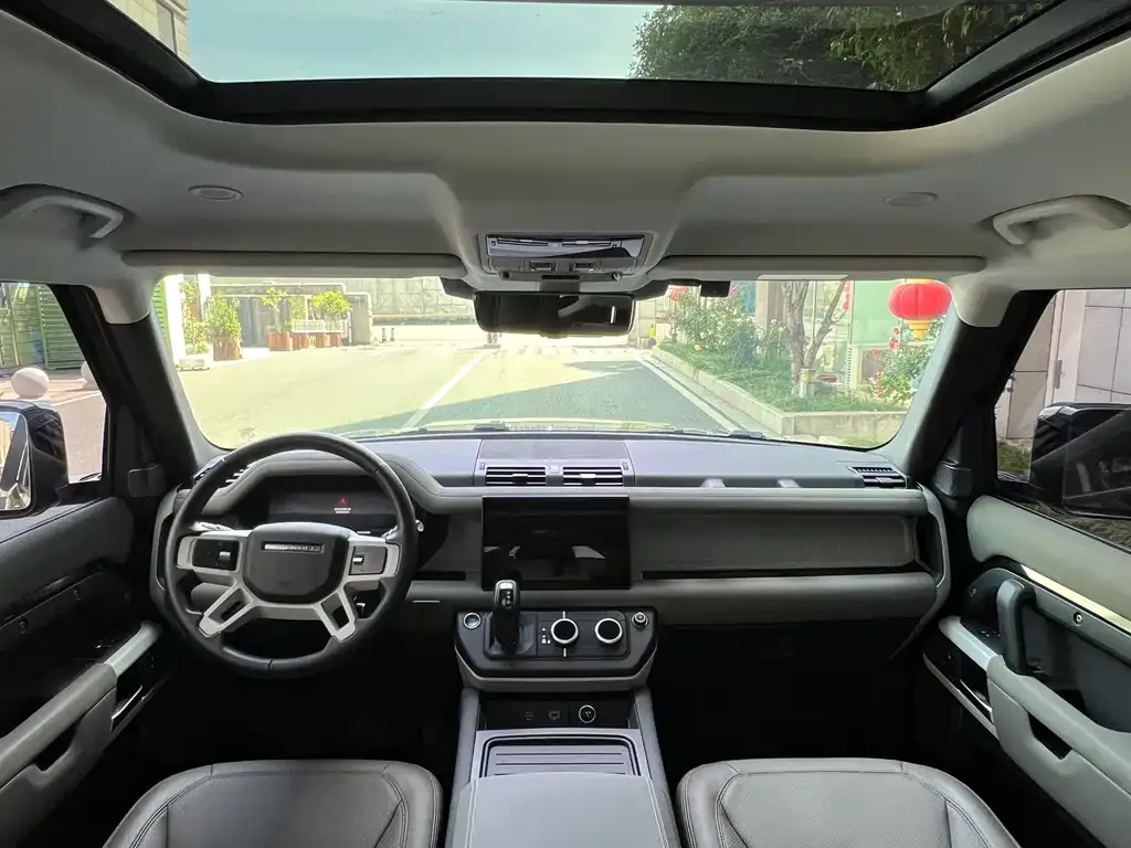 Land Rover Defender — фото 2