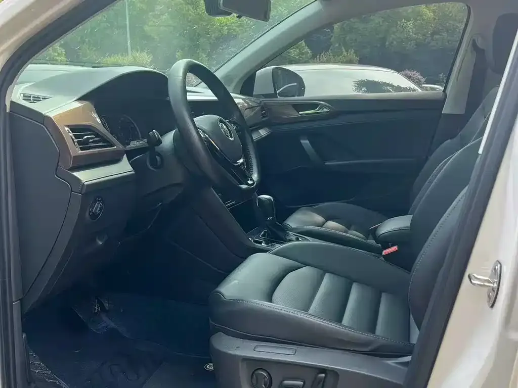 Volkswagen Tharu 2021 из CN, фото 3