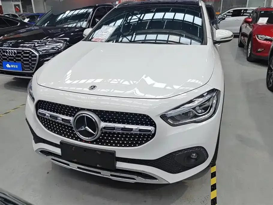 Mercedes-Benz GLA — фото 9