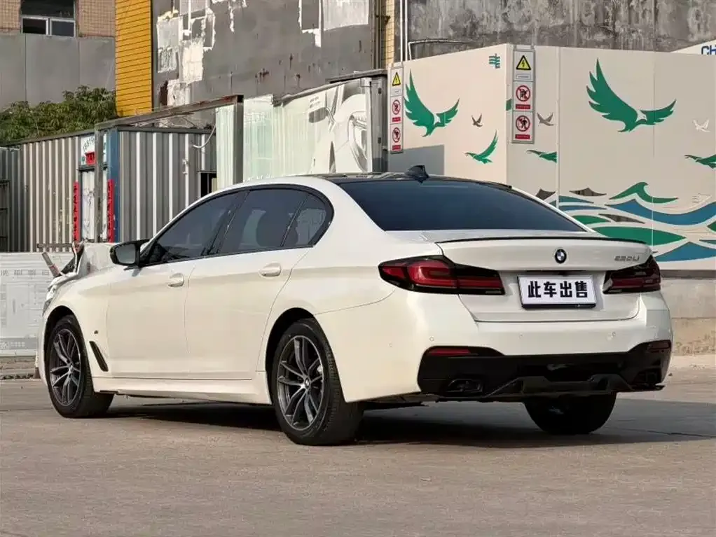 BMW 5 Series — фото 3