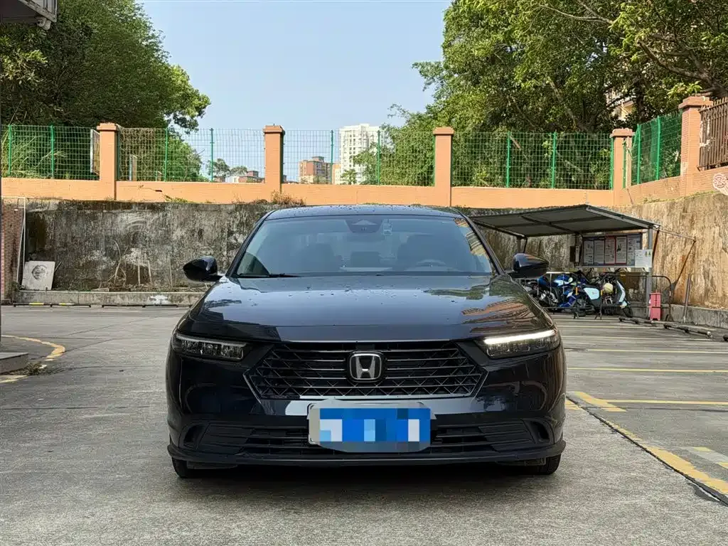 Honda Accord — фото 7