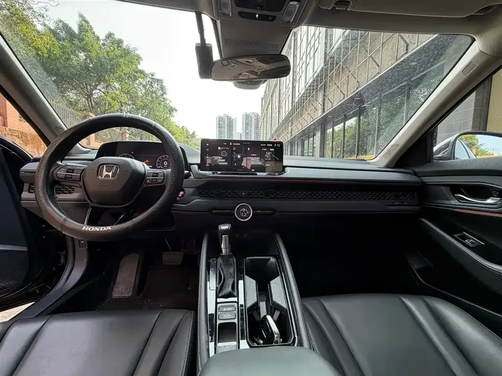 Honda Accord — фото 2