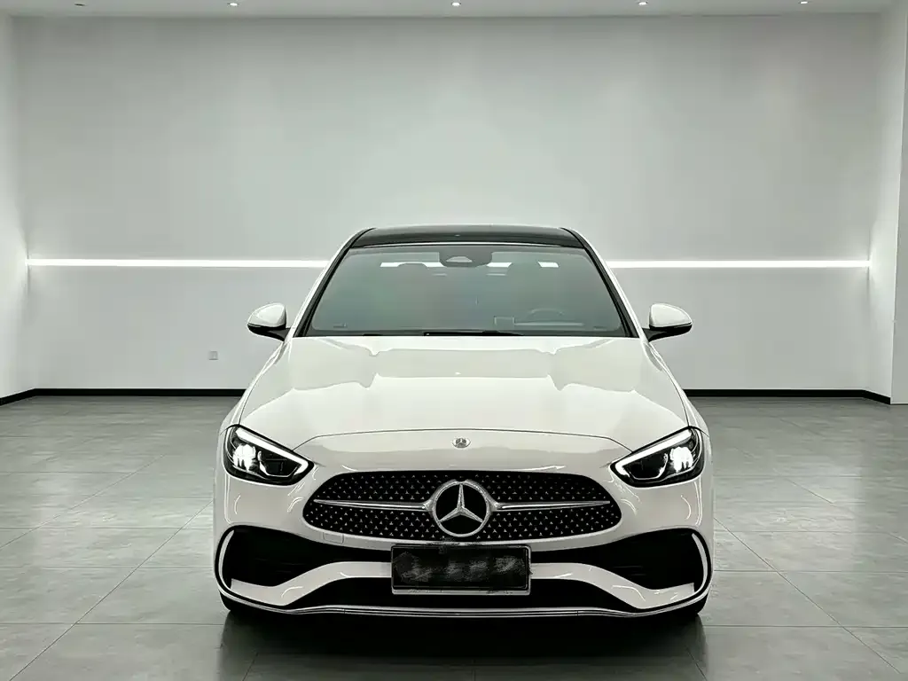Mercedes-Benz C-Class — фото 4