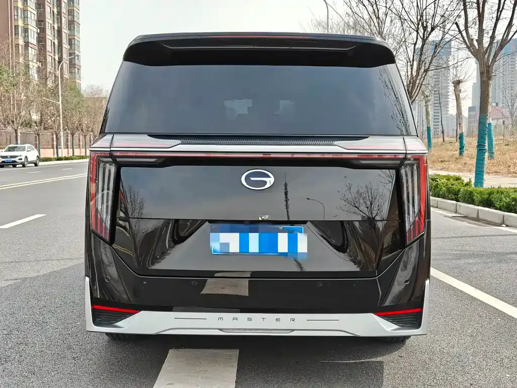 GAC Motor Trumpchi M8 — фото 9