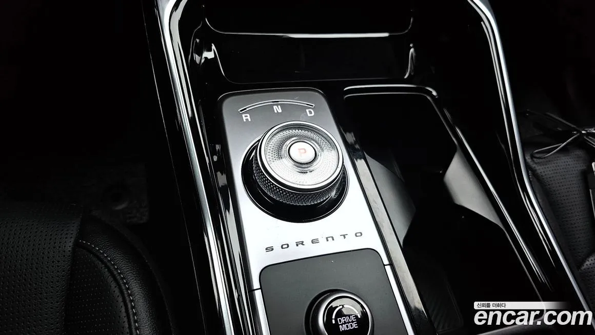 Kia Sorento — фото 3