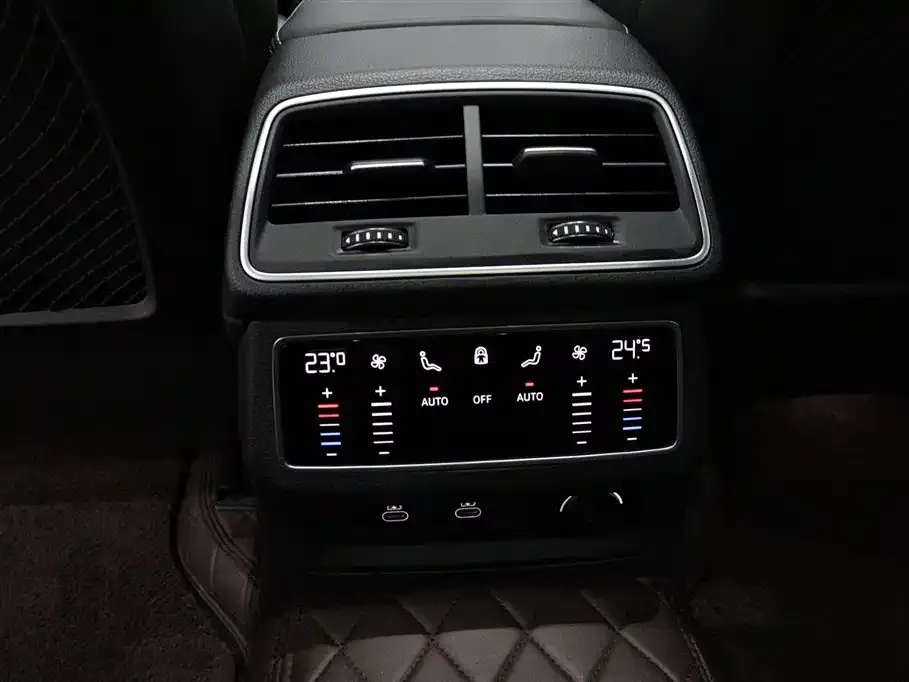 Audi A6L — фото 2