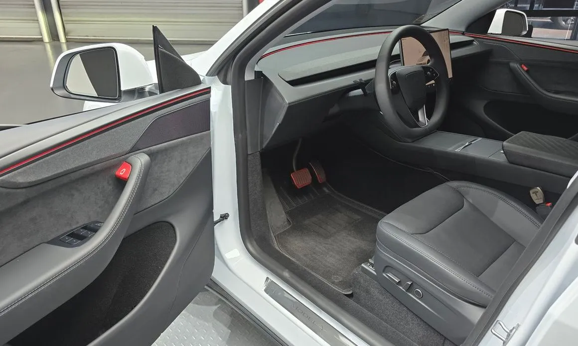 Tesla Model Y — фото 2