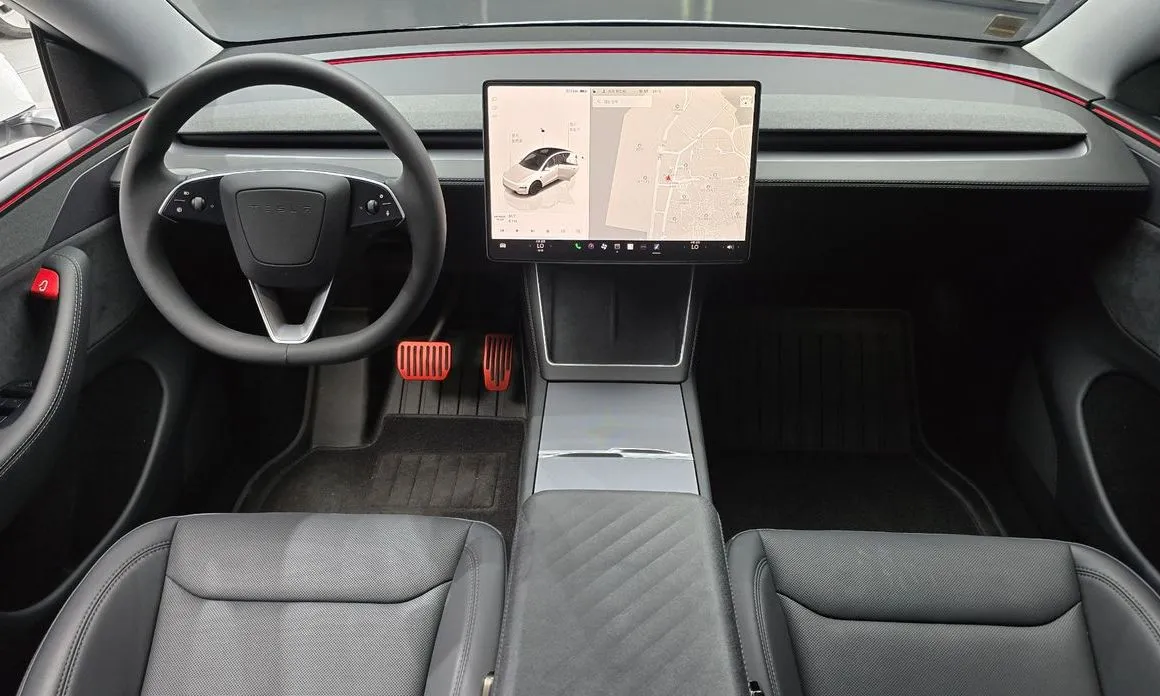 Tesla Model Y — фото 6