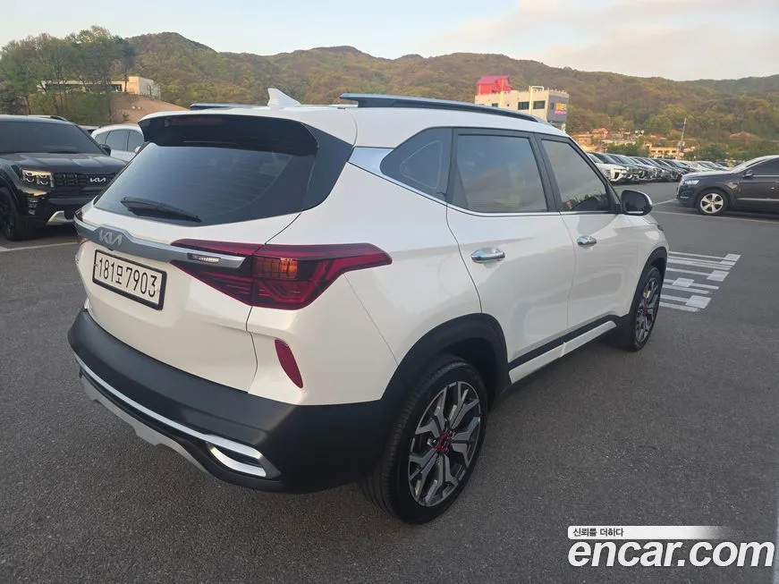 Kia Seltos 2023 из KR, фото 4