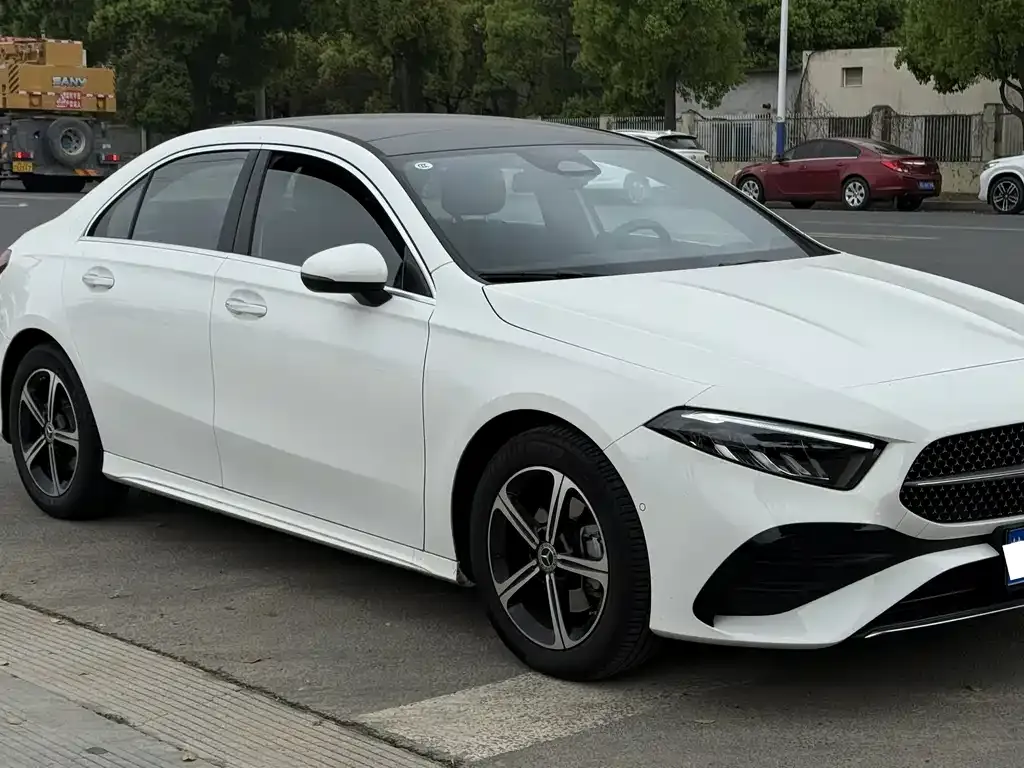 Mercedes-Benz A-Class — фото 3