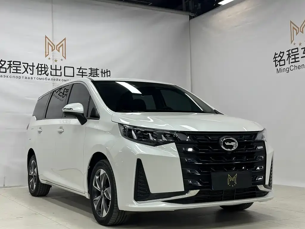 GAC Motor Trumpchi M6 — фото 8