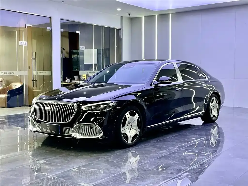 Mercedes-Benz S-Class — фото 1