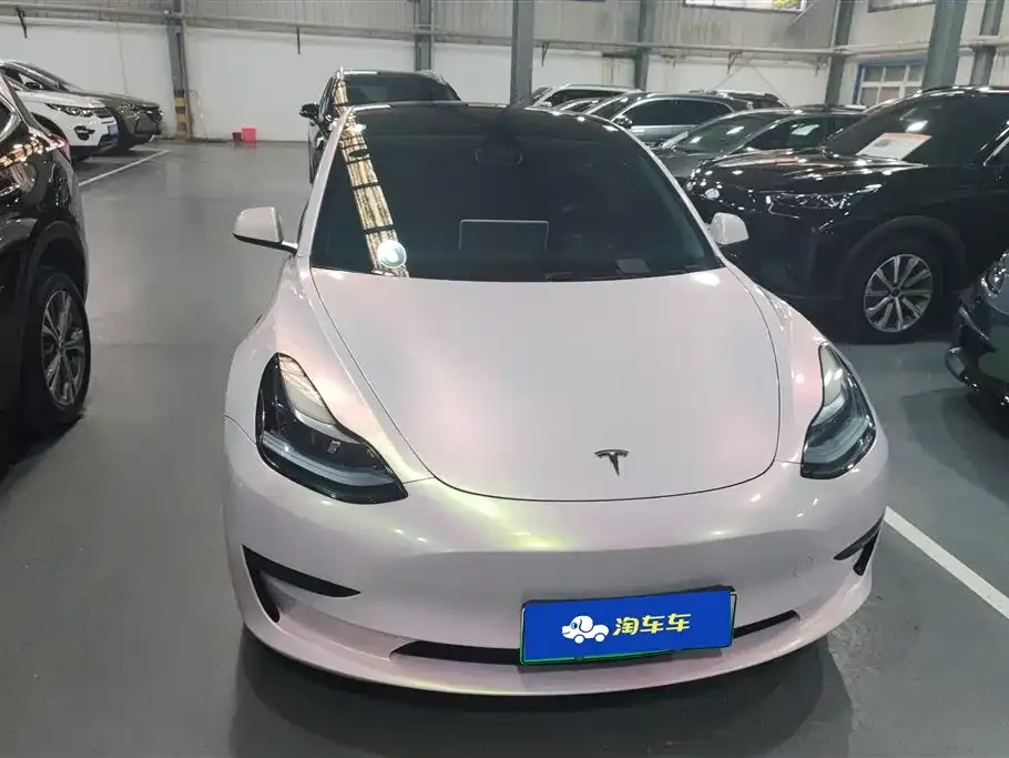 Tesla Model 3 — фото 7