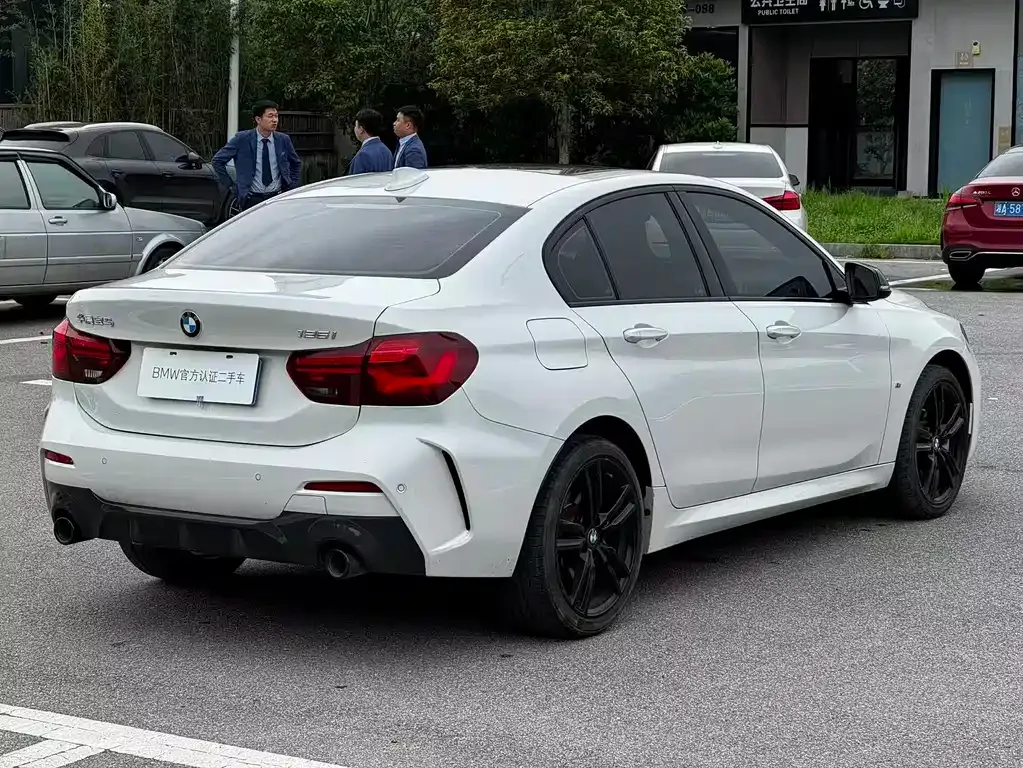 BMW 1 Series — фото 10