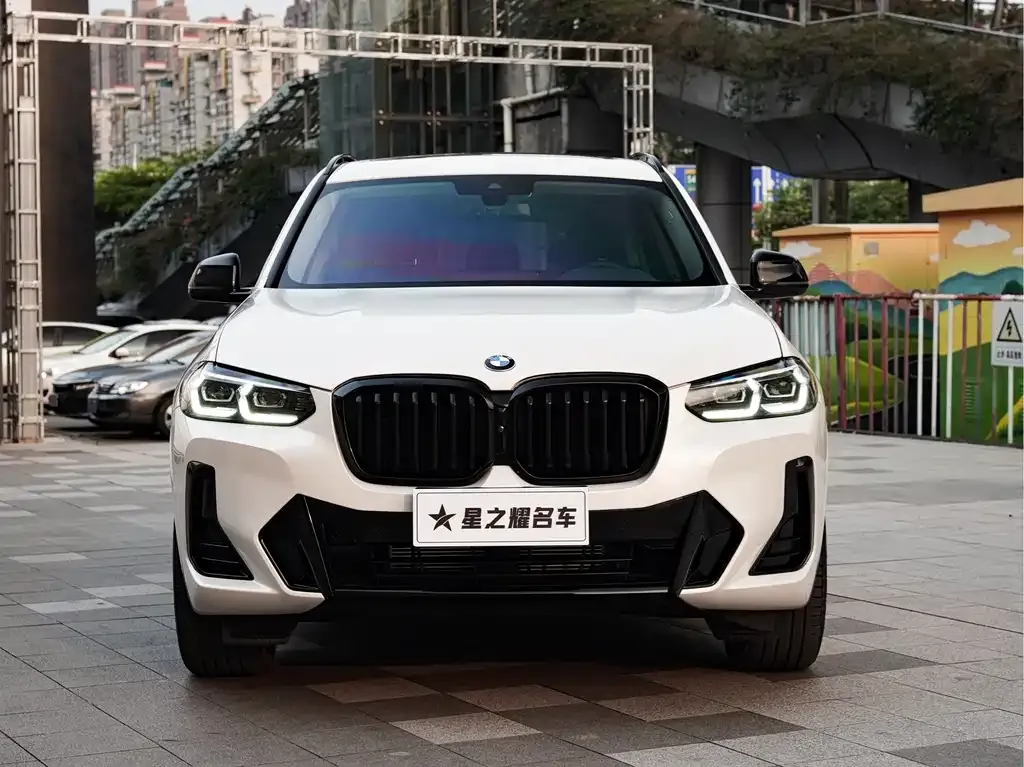 BMW X3 — фото 8