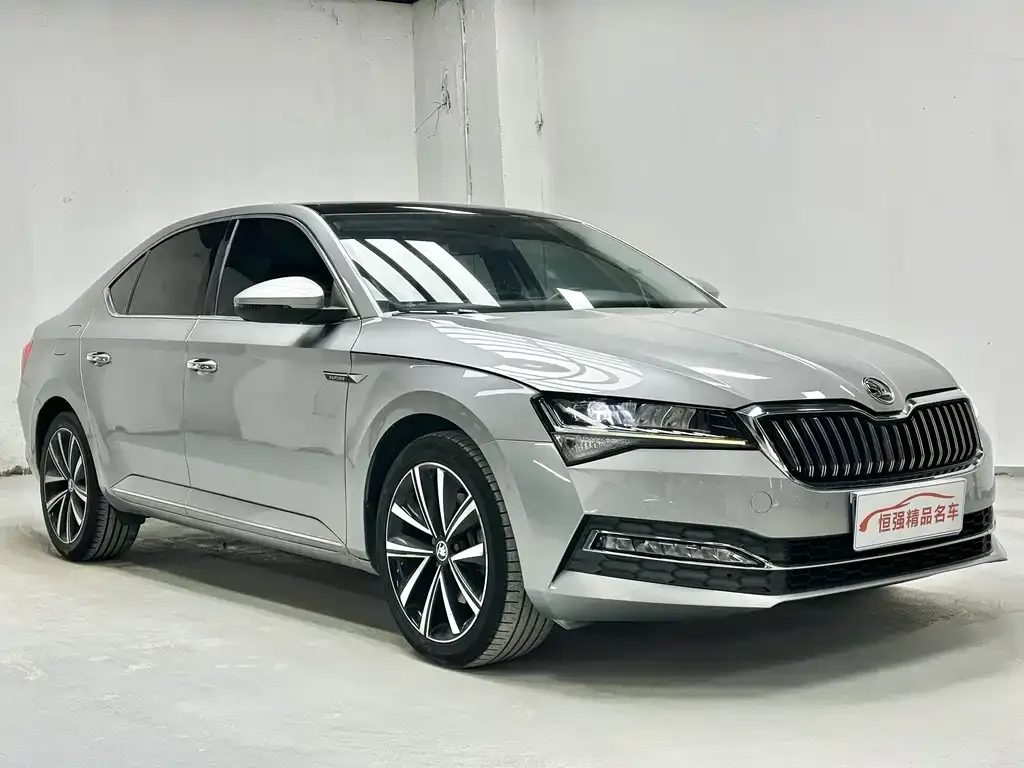 Skoda Superb 2022 из CN, фото 5