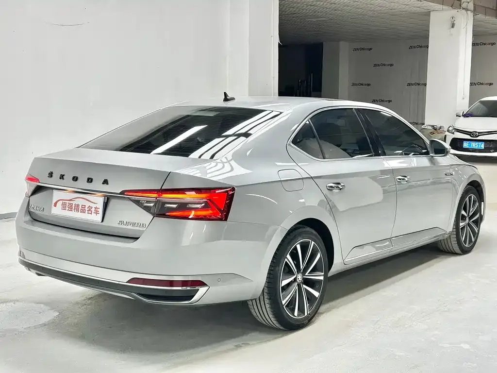 Skoda Superb 2022 из CN, фото 7