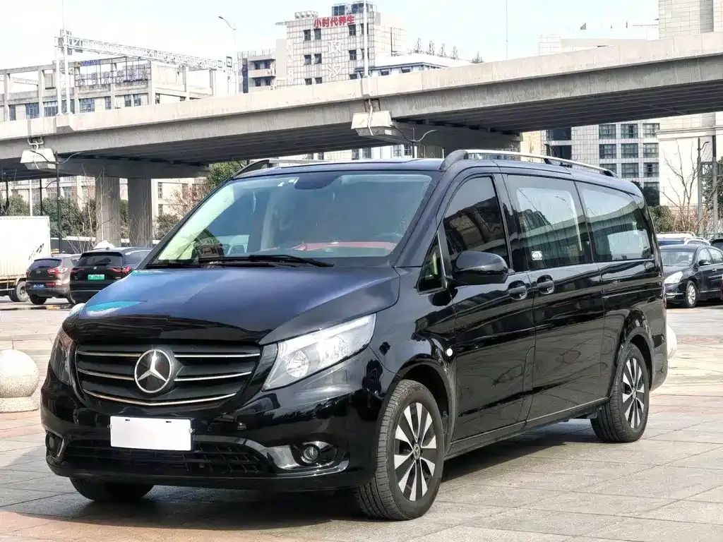 Mercedes-Benz Vito — фото 1