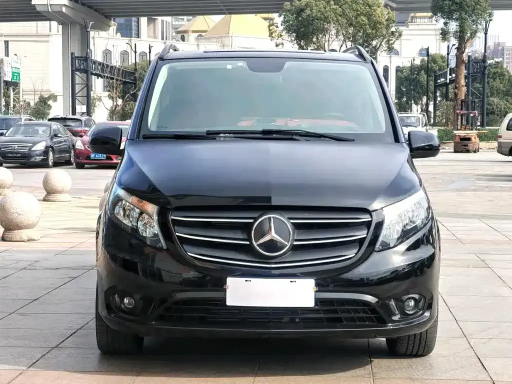 Mercedes-Benz Vito — фото 10