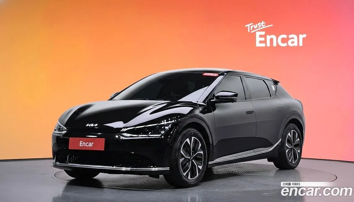 Kia EV6 — фото 1