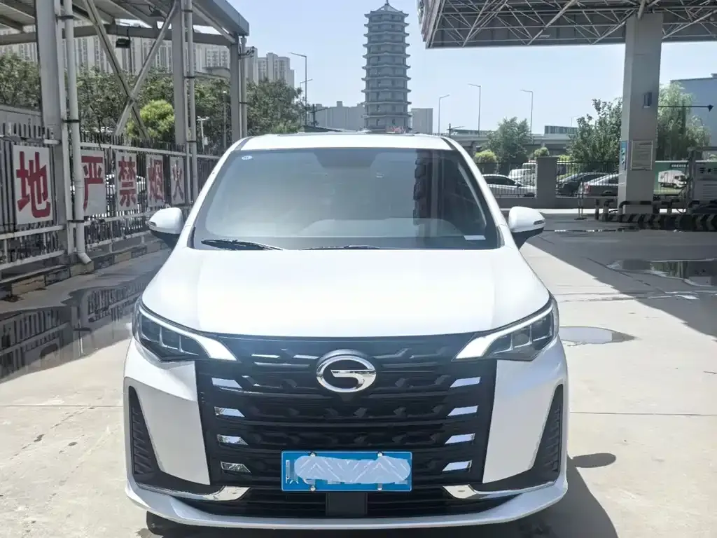 GAC Motor Trumpchi M6 — фото 3