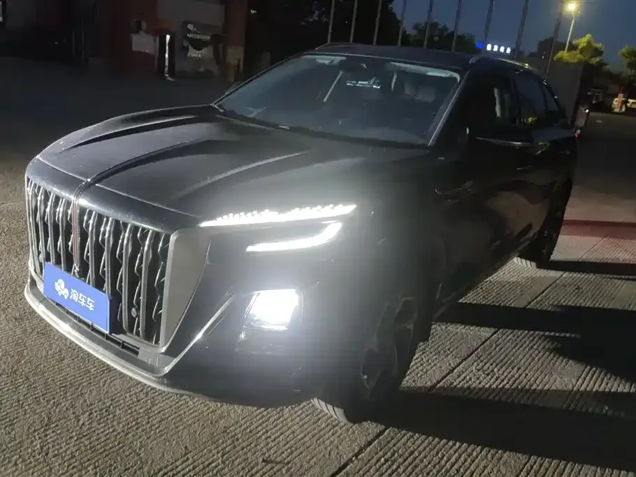 Hongqi HS3