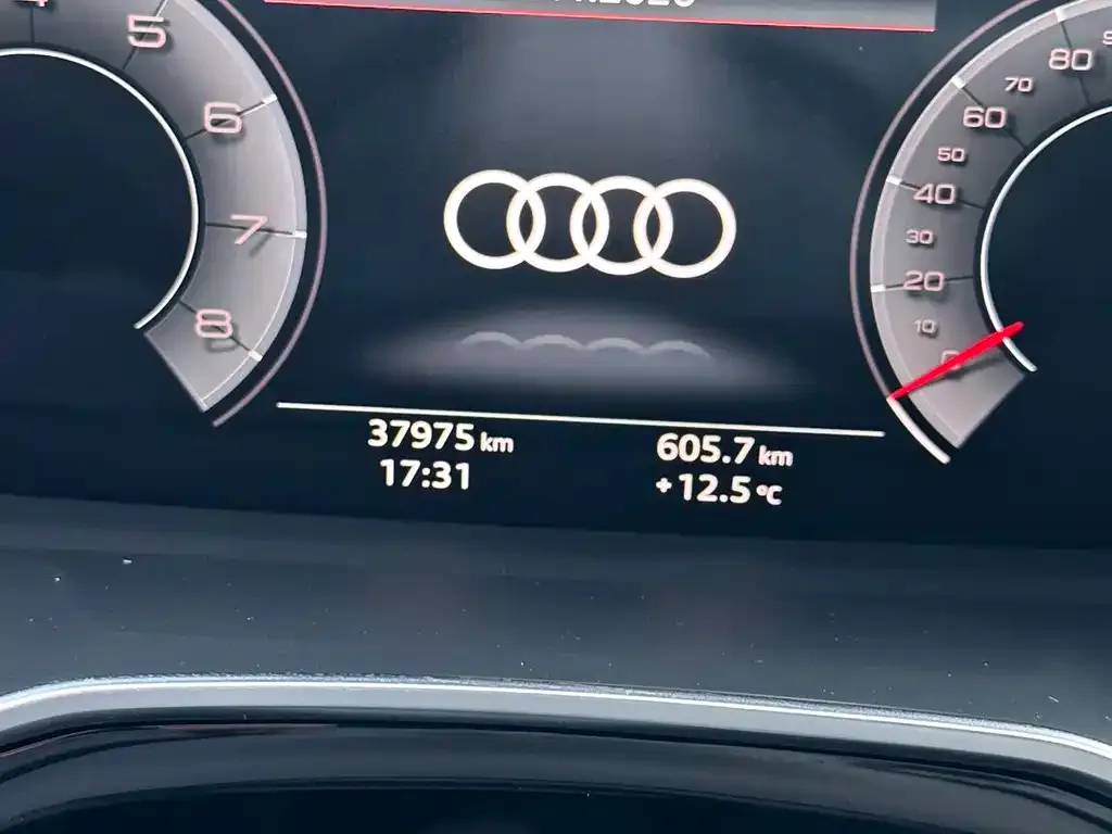 Audi Q3 — фото 2