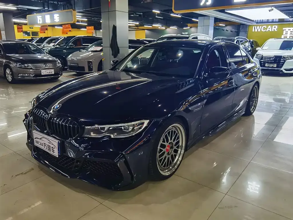 BMW 3 Series — фото 1