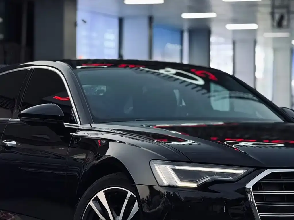 Audi A6L — фото 2