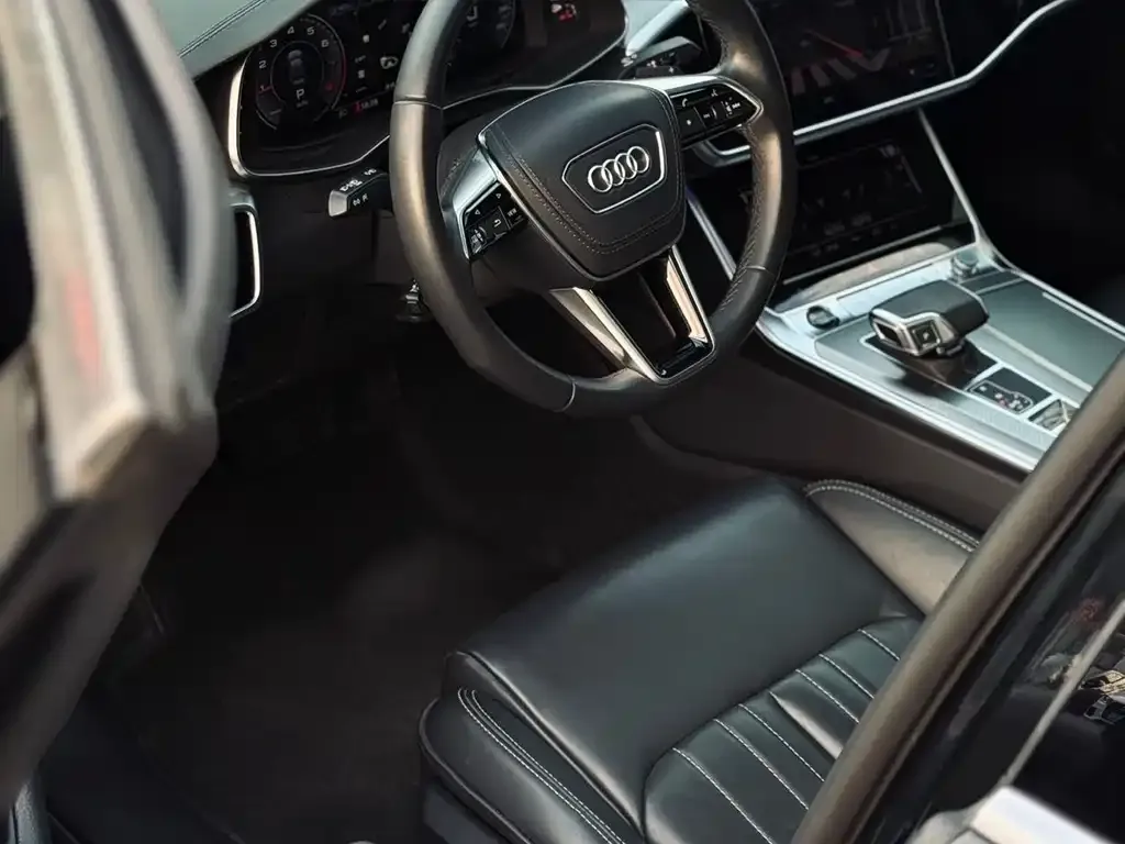 Audi A6L — фото 3