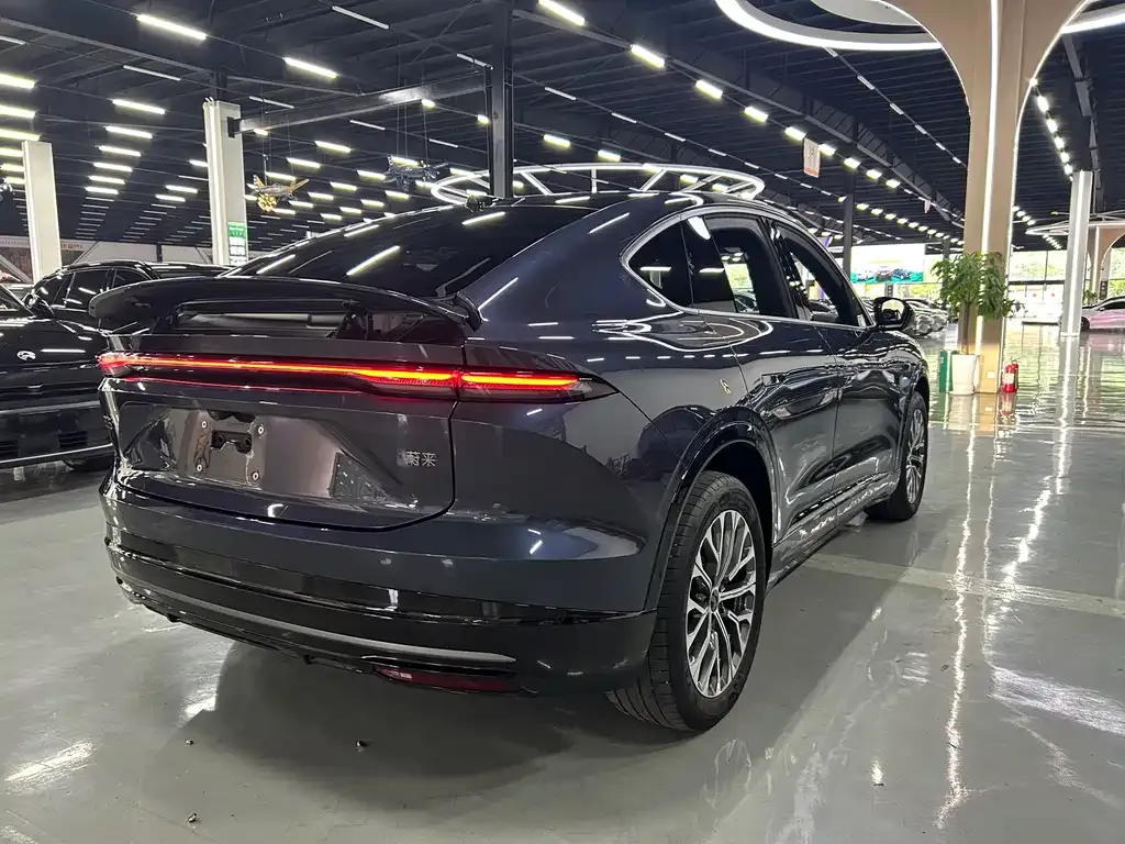 NIO EC6 — фото 10