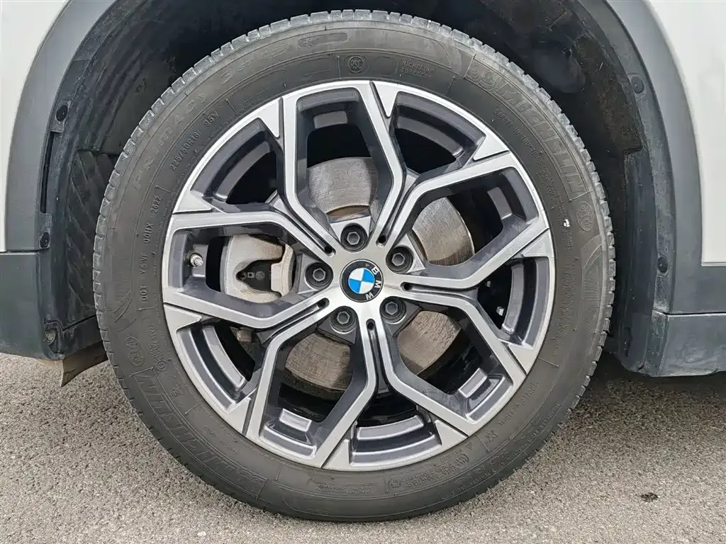 BMW X1 — фото 10