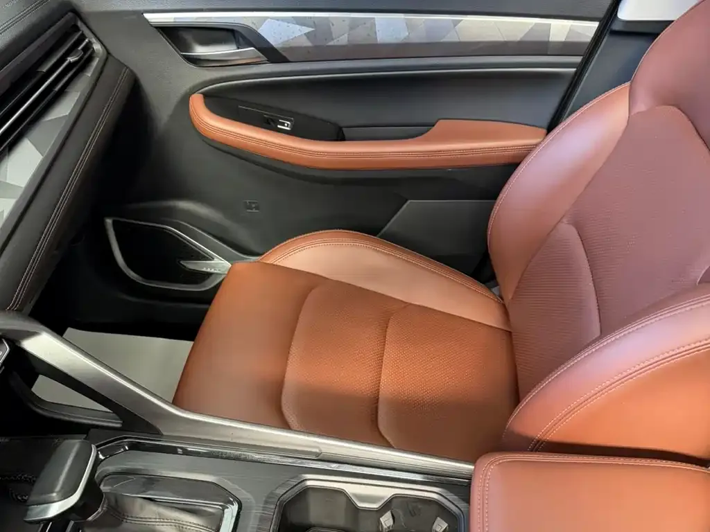 Geely Vision X6 2022 из CN, фото 8