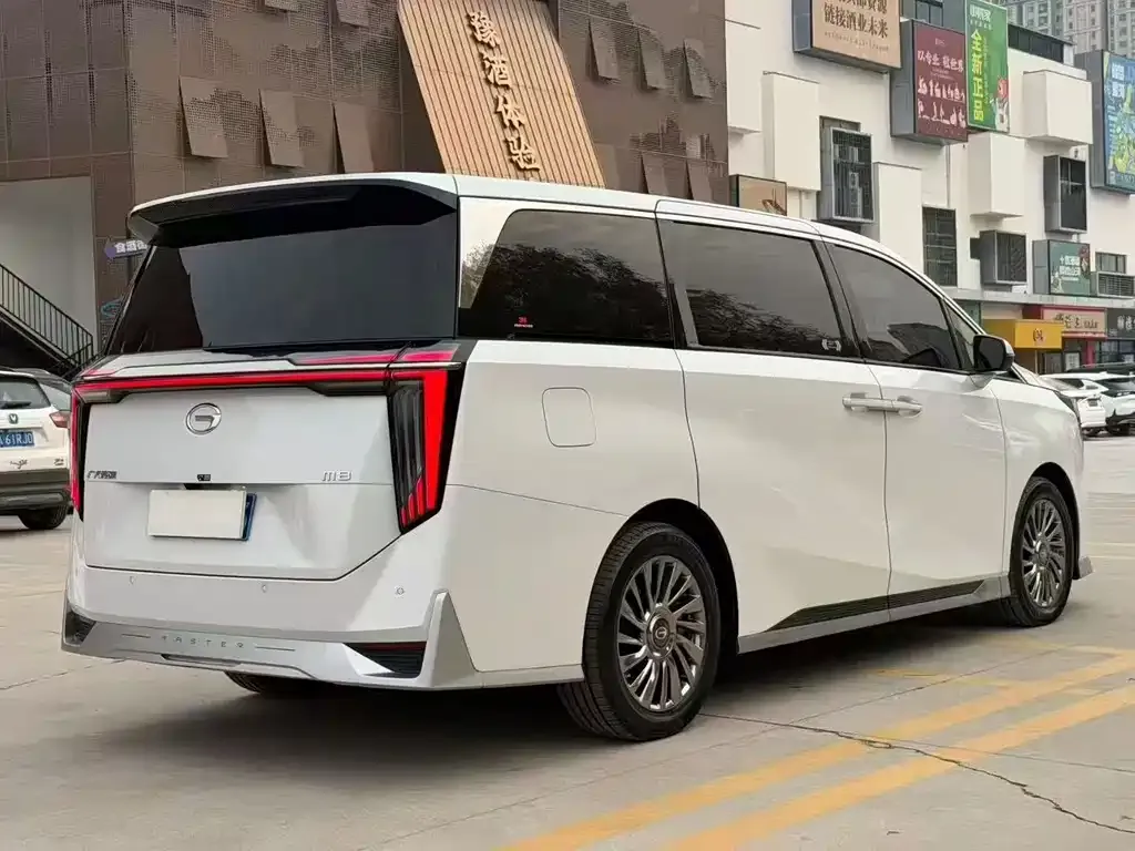 GAC Motor Trumpchi M8 — фото 7