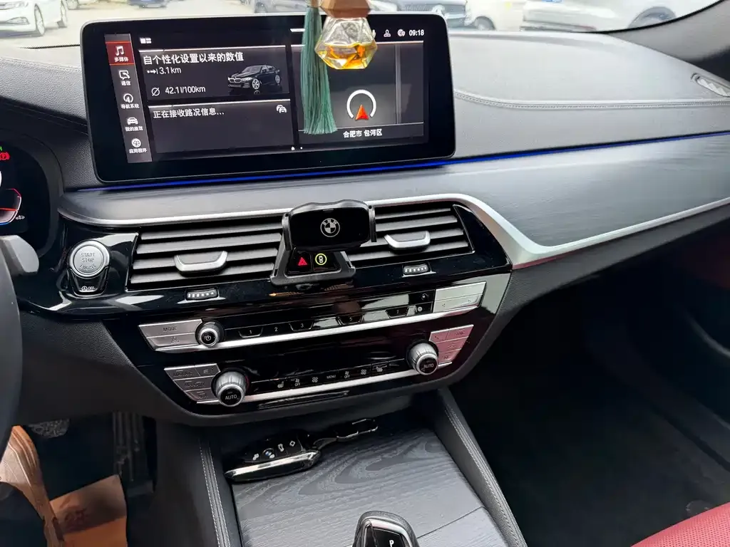 BMW 5 Series — фото 10