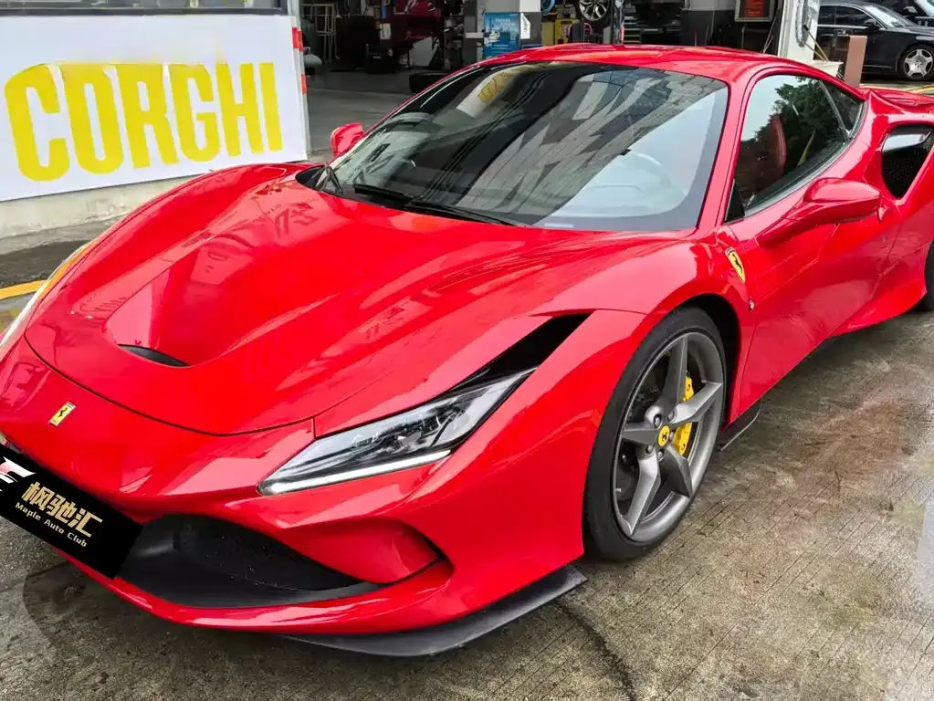 Ferrari F8 — фото 1