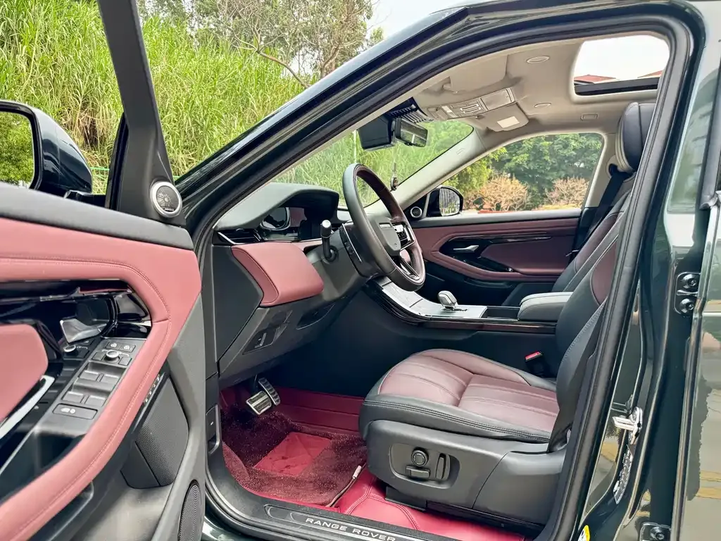 Land Rover Evoque — фото 10