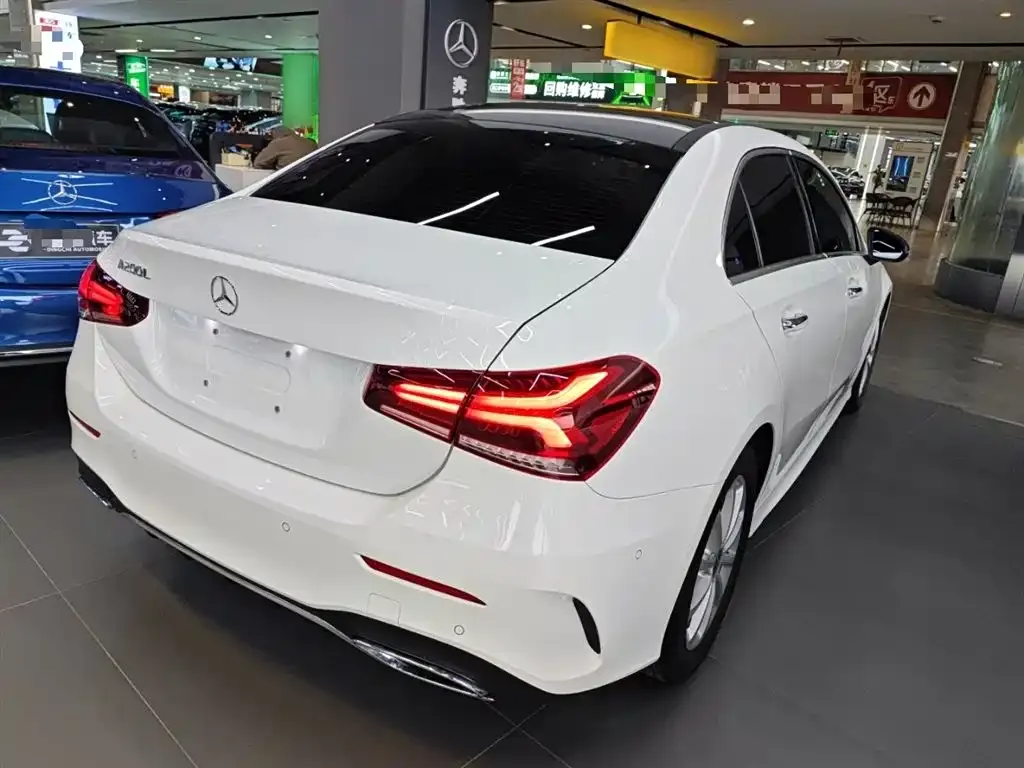 Mercedes-Benz A-Class — фото 4