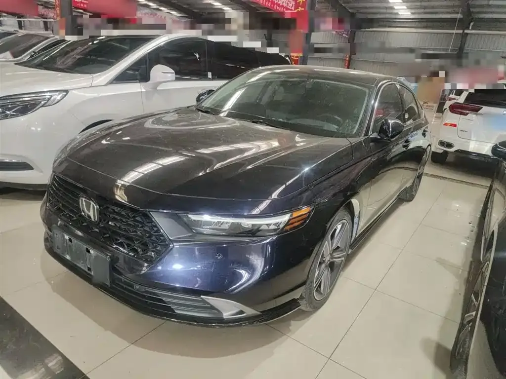 Honda Accord — фото 1
