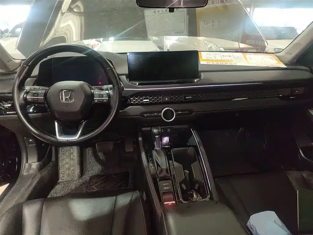 Honda Accord — фото 3
