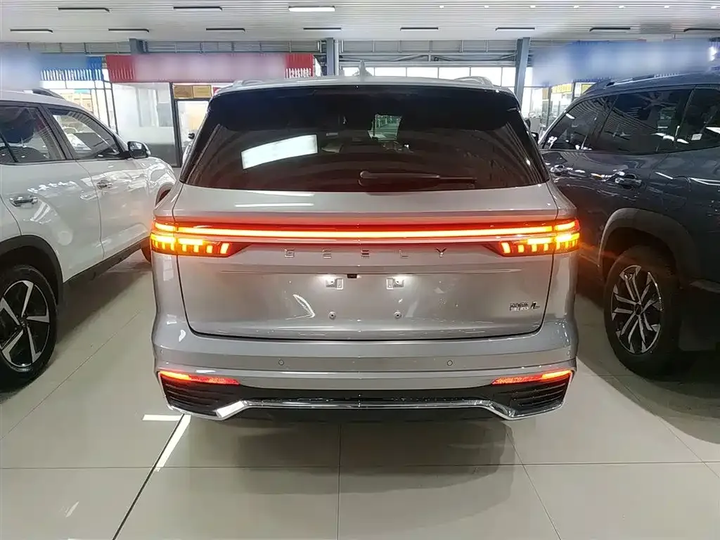 Geely Xingyue L — фото 3