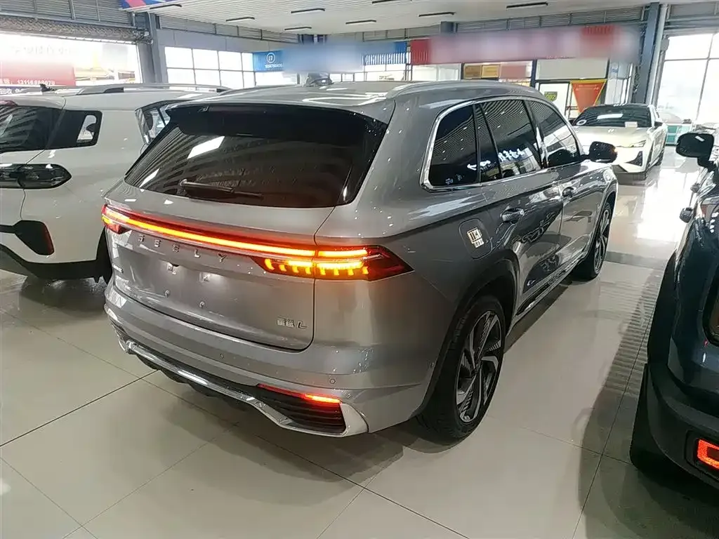 Geely Xingyue L — фото 7