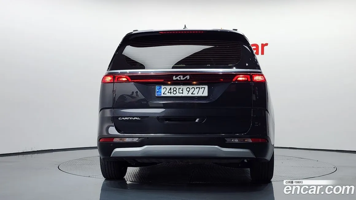 Kia Carnival — фото 2