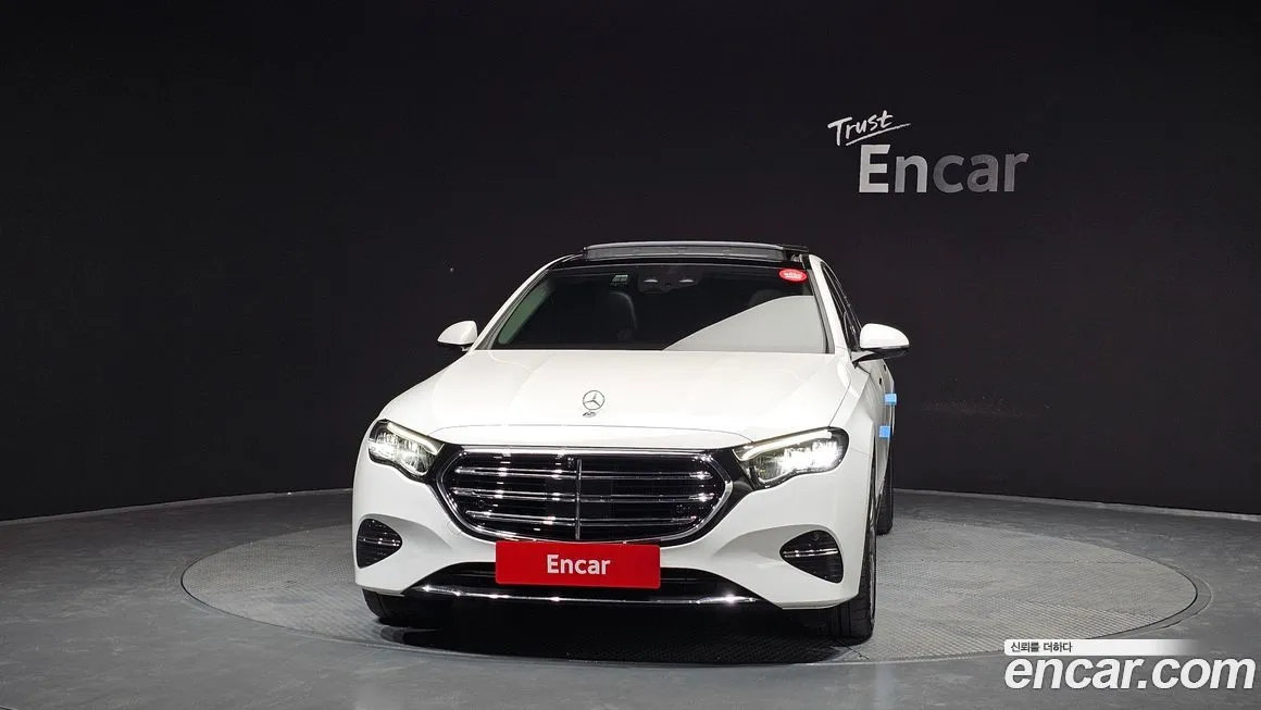 Mercedes-Benz E-Class 2024 из KR, фото 2