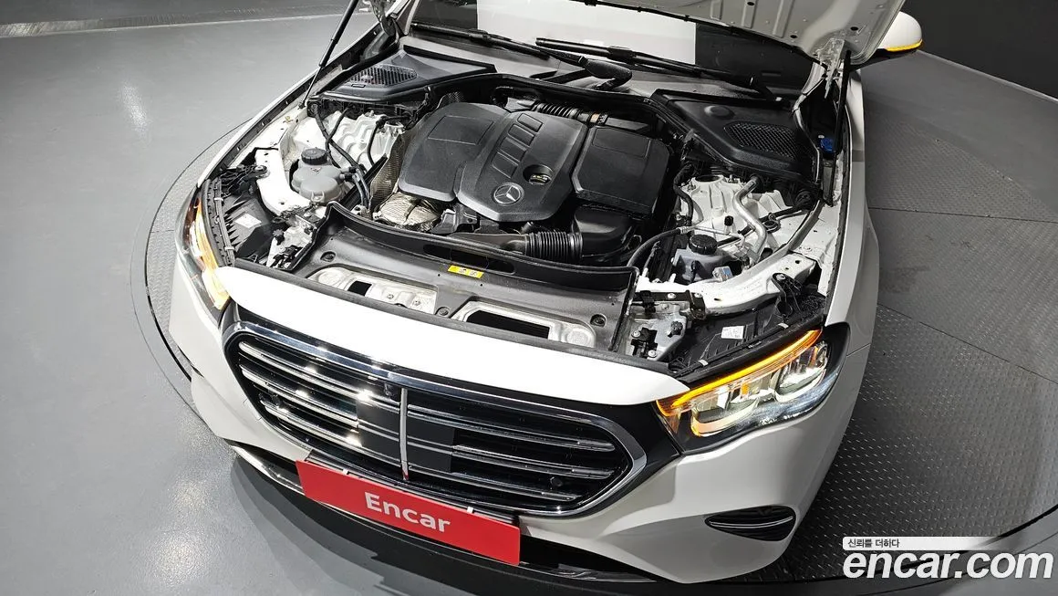 Mercedes-Benz E-Class 2024 из KR, фото 10