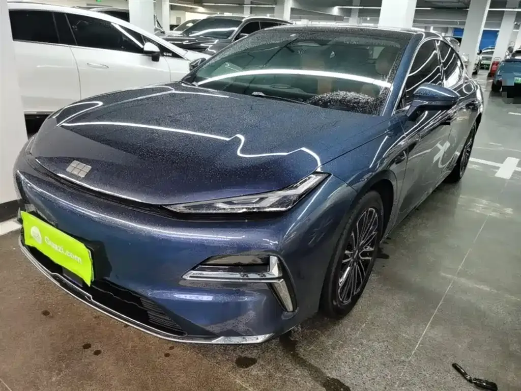 Geely Galaxy Xingyao 8