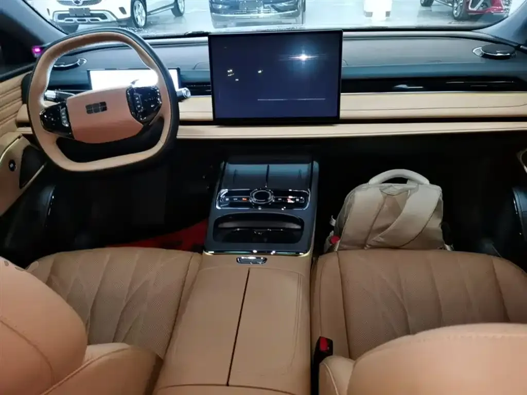 Geely Galaxy Xingyao 8 2025 из CN, фото 2