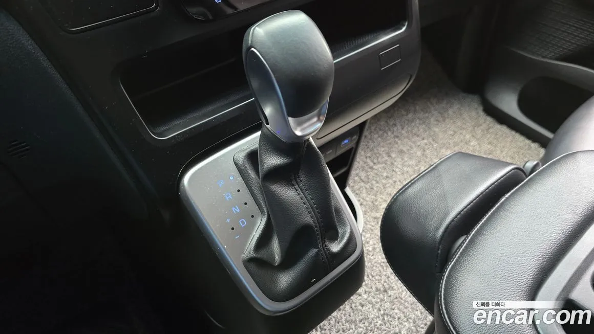 Hyundai Staria 2023 из KR, фото 10