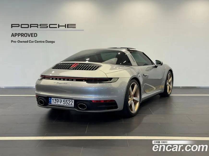 Porsche 911 2024 из KR, фото 4