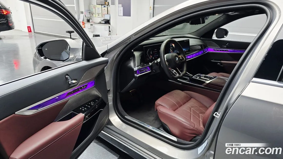 BMW 7-Series 2025 из KR, фото 9